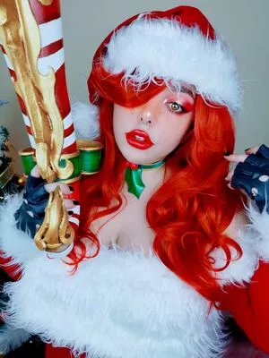 Firefliesowo nude photo #0027