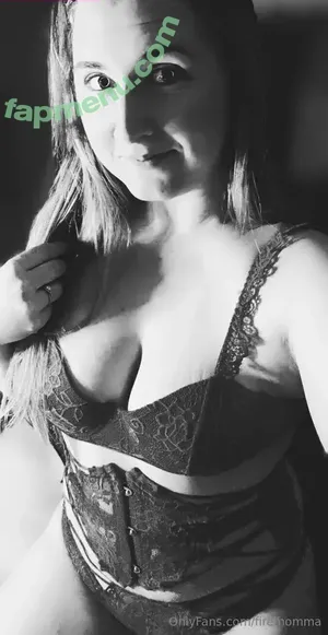 firemomma / chive.firemomma nude photo #0011