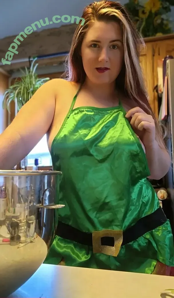 firemomma nude photo #0020 (chive.firemomma)