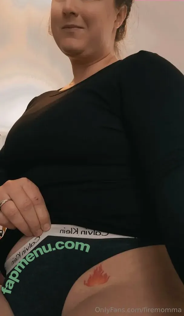firemomma nude photo #0040 (chive.firemomma)