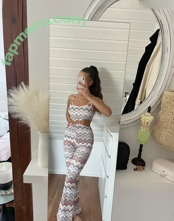 Firenix nude photo #0007 (alliinaawe / firenixxxx)