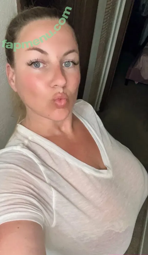 firstmilfmate nude photo #0081 (milfi1710)