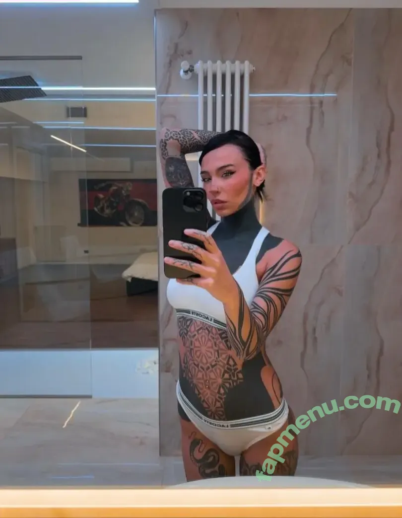 Fishball Nude nude photo #0001 (fishball_sg / fishballsg)