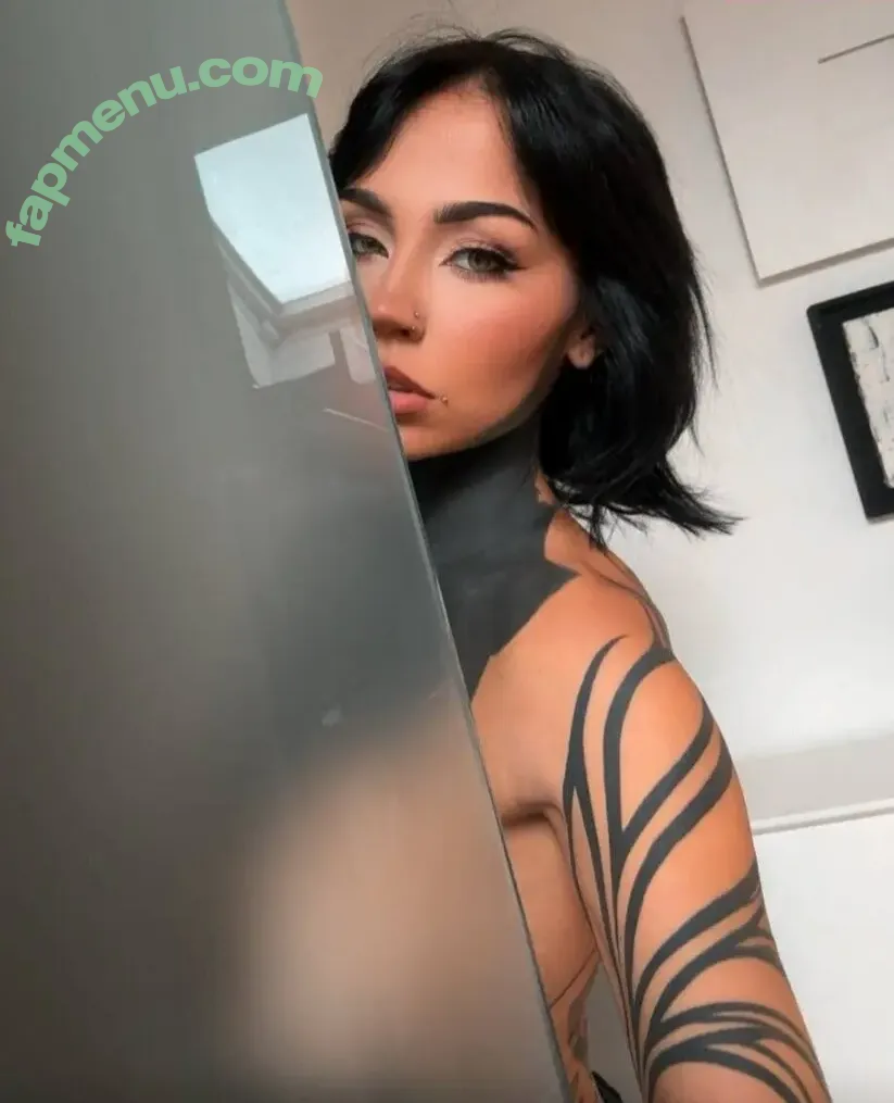 Fishball Suicide nude photo #0002 (felisjapiana / fishball_sg / fishballsg)