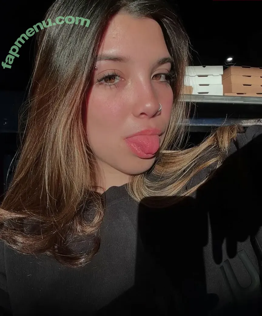 fishtanklive nude photo #0037 (fishtank.live)