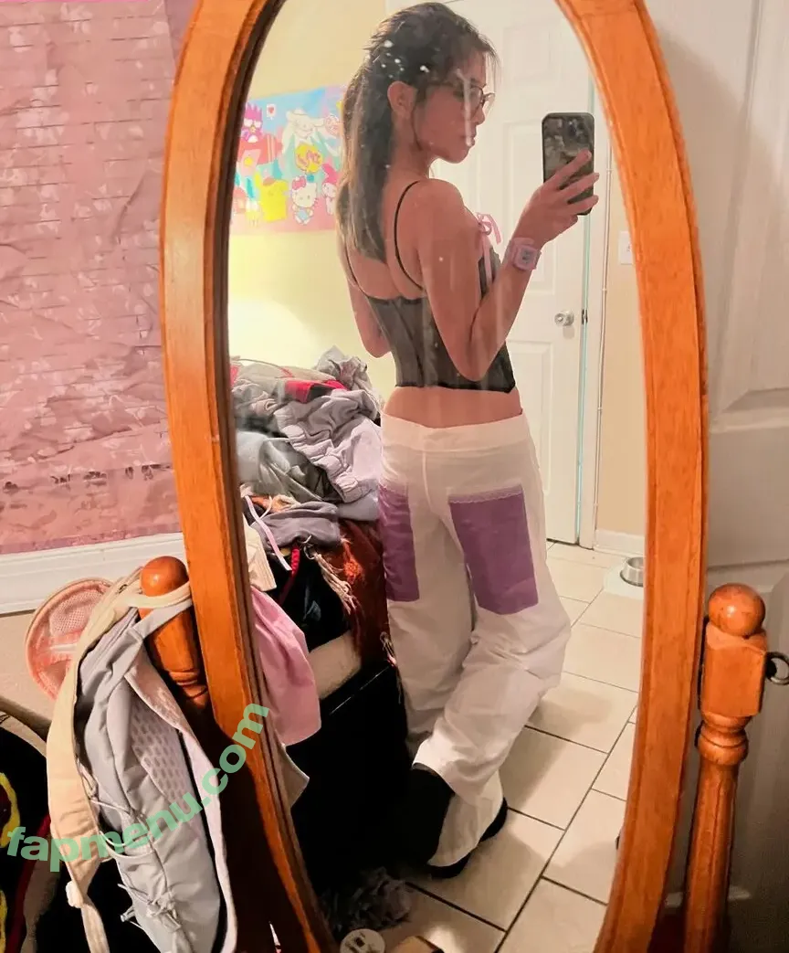 fishtanklive nude photo #0064 (fishtank.live)