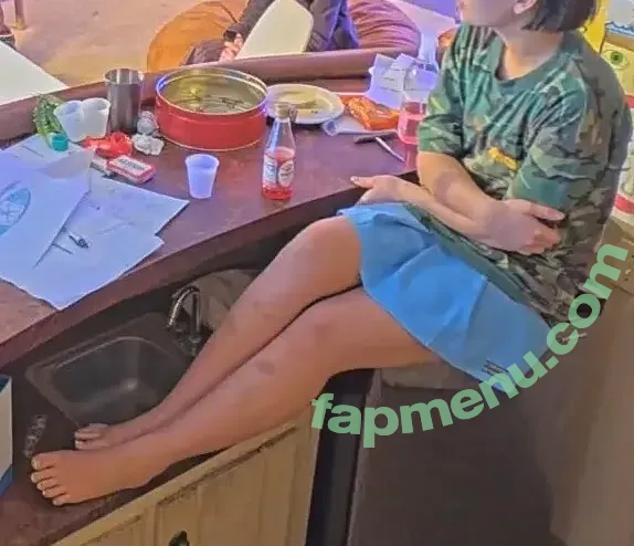 fishtanklive nude photo #0089 (fishtank.live)