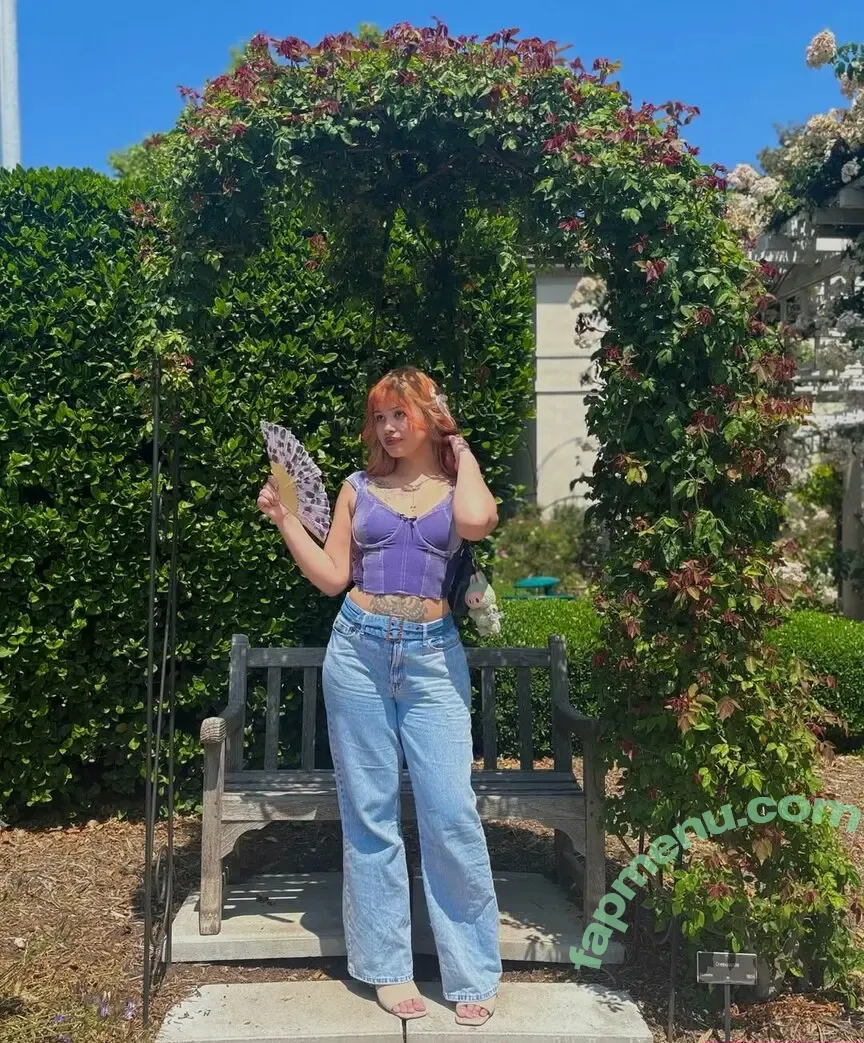 fishtanklive nude photo #0096 (fishtank.live)