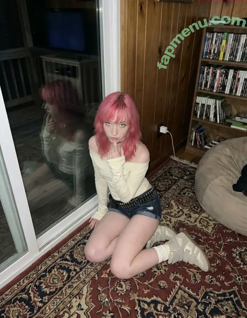 fishtanklive nude photo #0102 (fishtank.live)