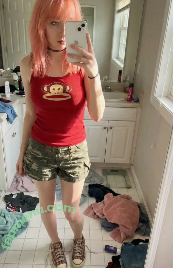 fishtanklive nude photo #0121 (fishtank.live)