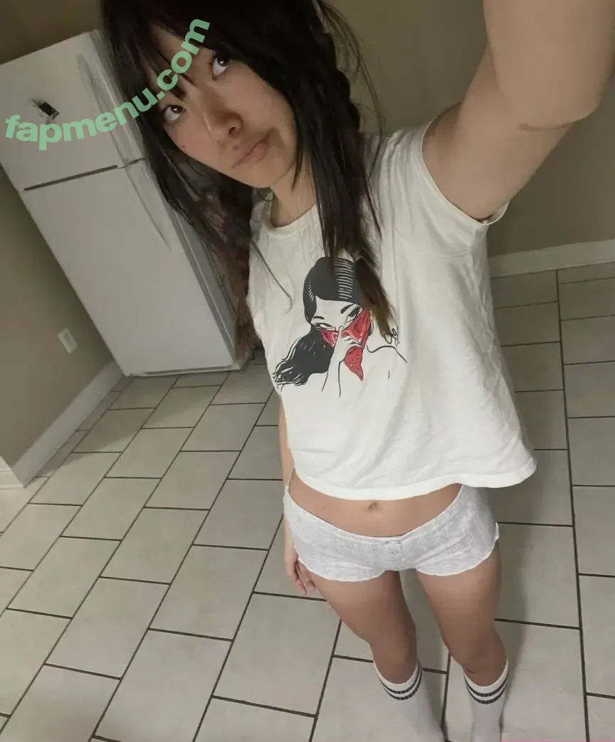 fishtanklive nude photo #0125 (fishtank.live)