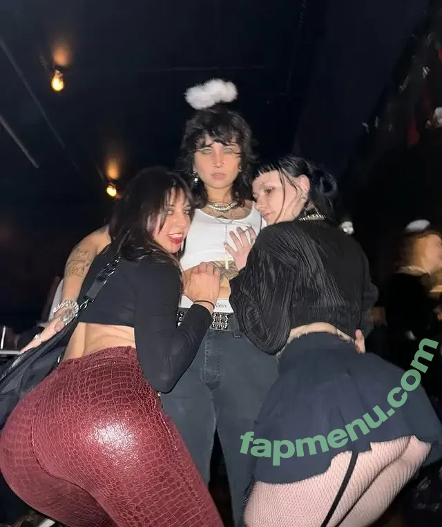 fishtanklive nude photo #0133 (fishtank.live)