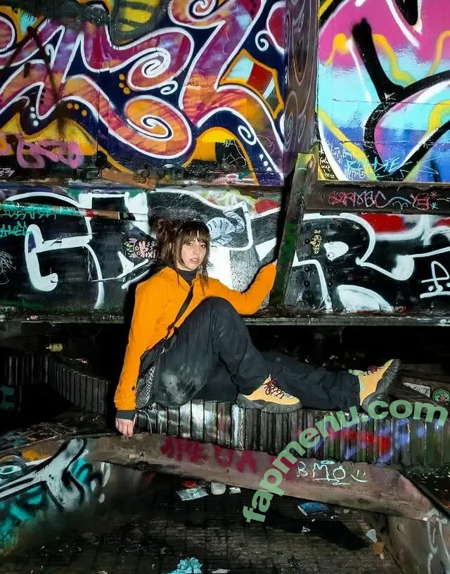 fishtanklive nude photo #0135 (fishtank.live)