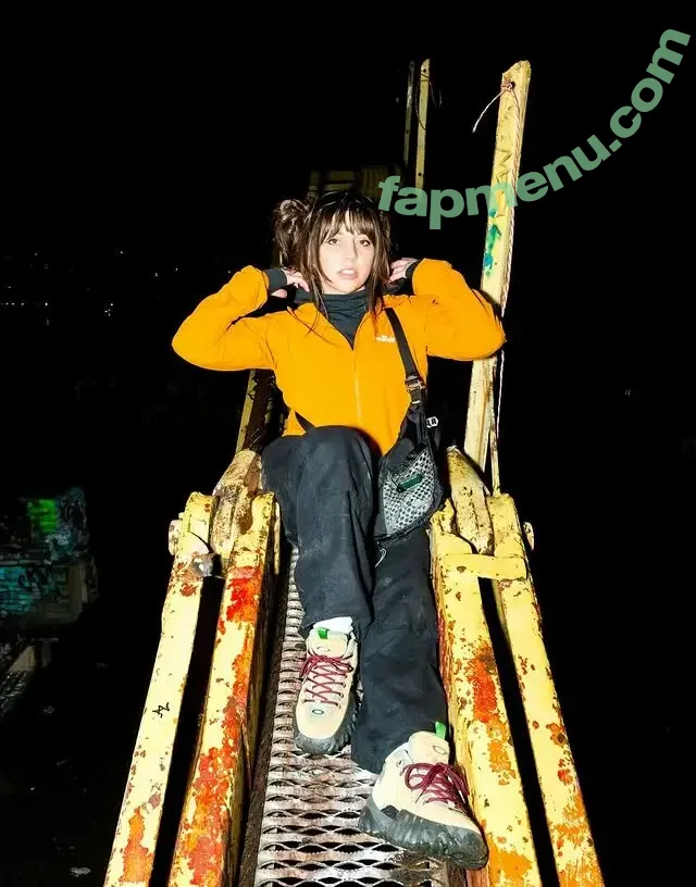 fishtanklive nude photo #0136 (fishtank.live)