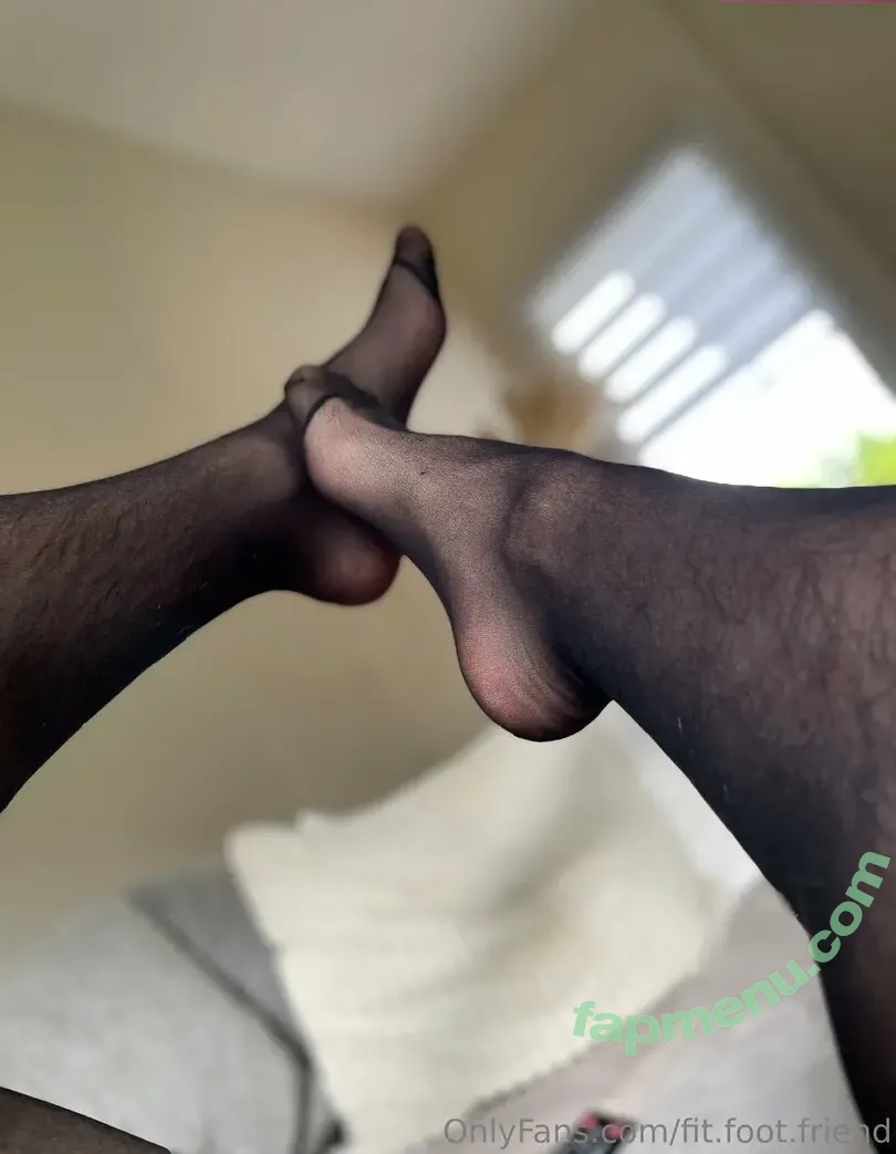 fit.foot.friend nude photo #0001 (that_fit_friend)