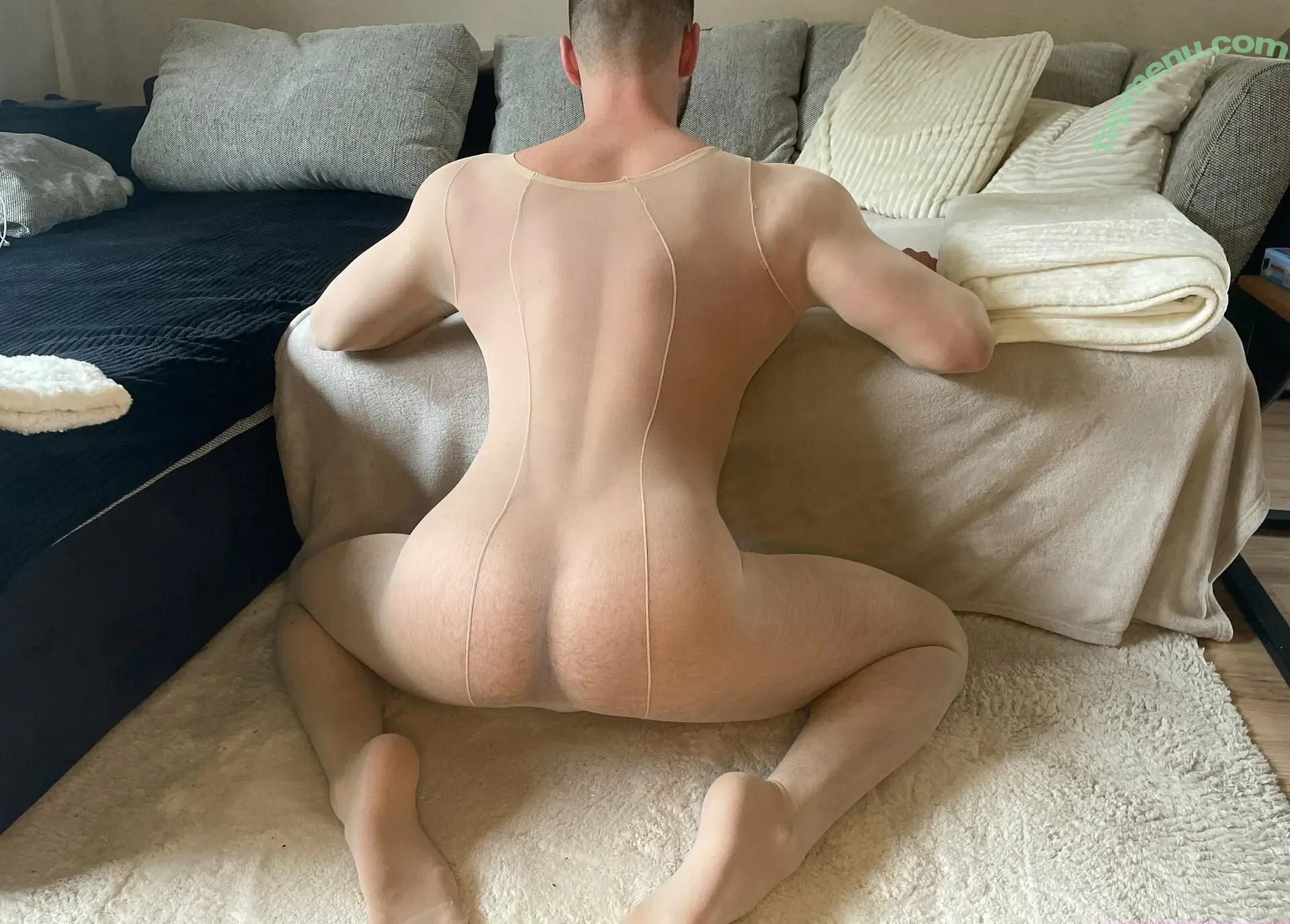 fit.foot.friend nude photo #0020 (that_fit_friend)