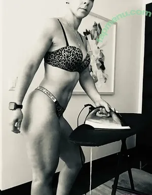 fit10curvy / shefitcurvy nude photo #0001