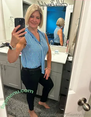 fitcountryclassy / candyrichards__ nude photo #0137