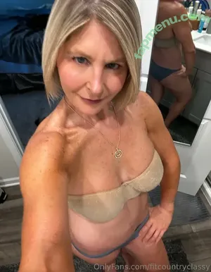 fitcountryclassy / candyrichards__ nude photo #0172