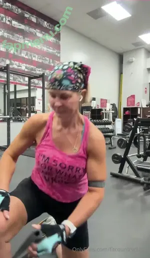 fitcountryclassy / candyrichards__ nude photo #0196