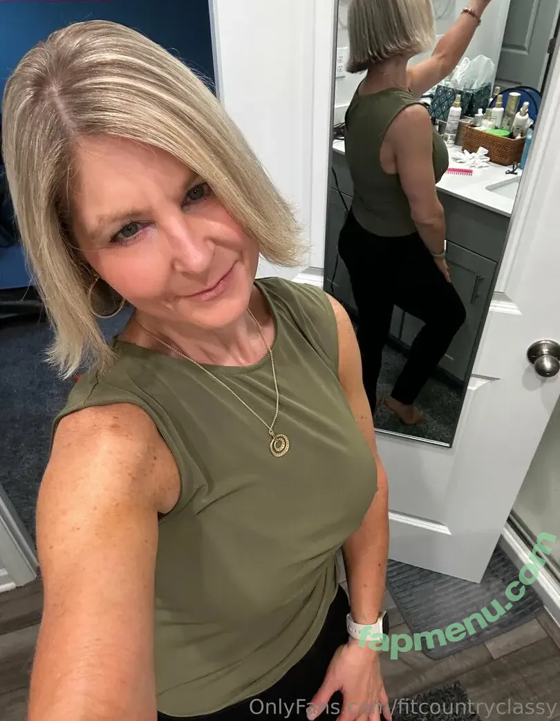 fitcountryclassy nude photo #0114 (candyrichards__)