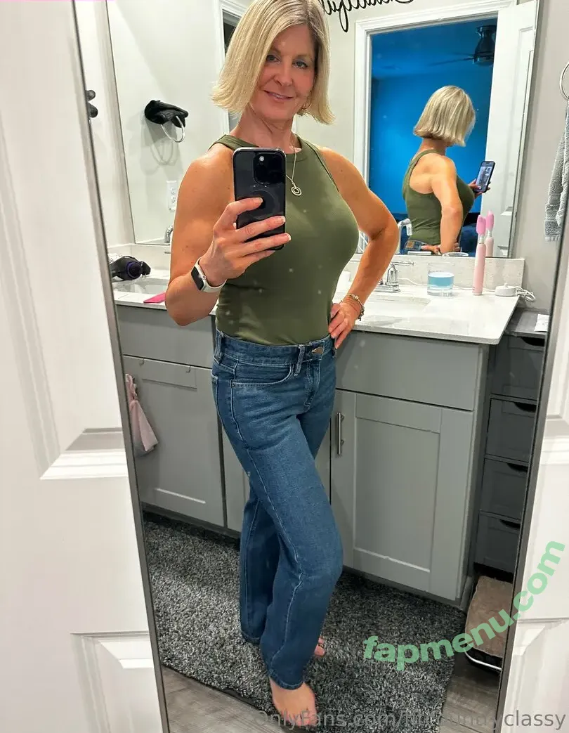 fitcountryclassy nude photo #0120 (candyrichards__)