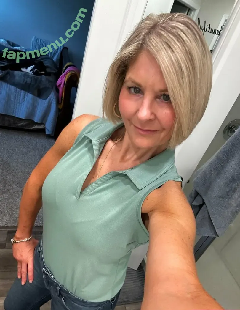 fitcountryclassy nude photo #0128 (candyrichards__)