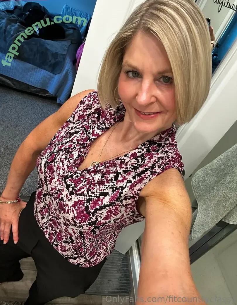 fitcountryclassy nude photo #0130 (candyrichards__)