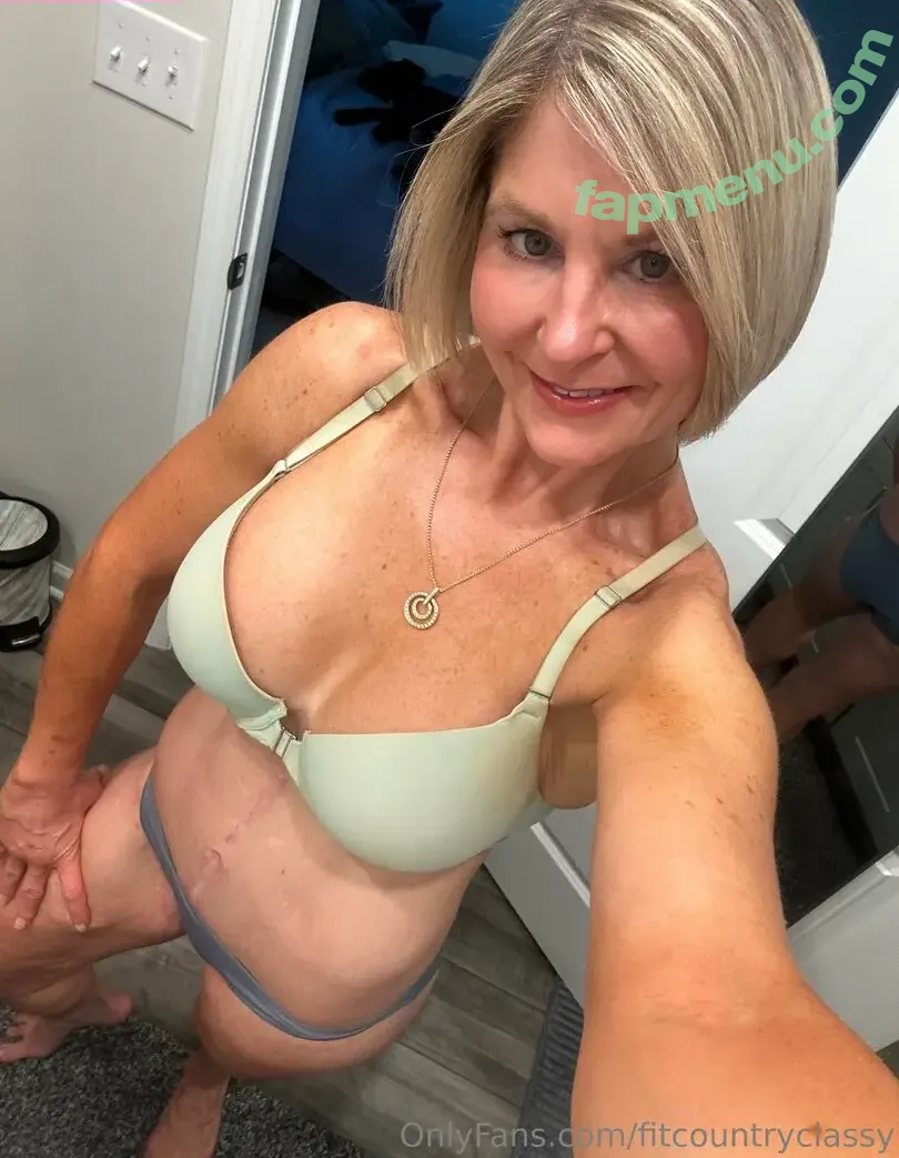 fitcountryclassy nude photo #0149 (candyrichards__)