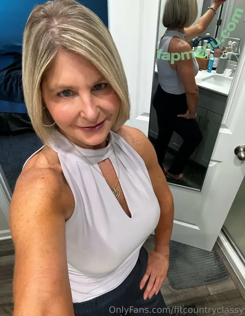 fitcountryclassy nude photo #0176 (candyrichards__)