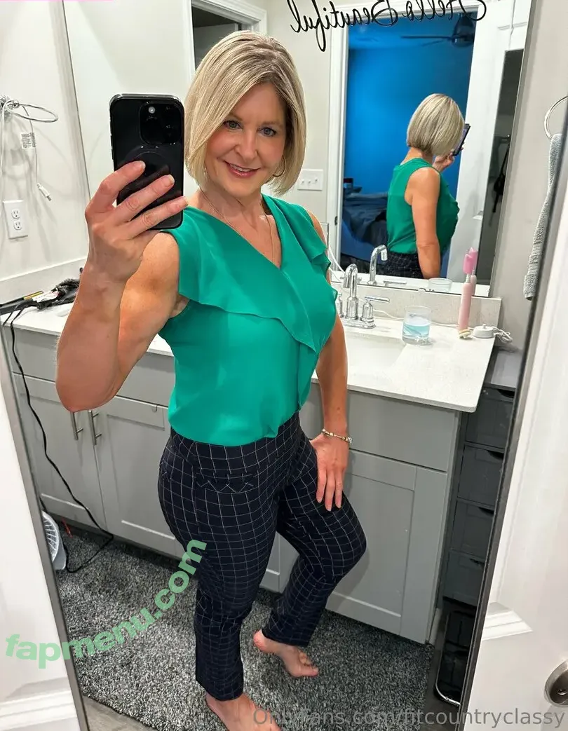 fitcountryclassy nude photo #0183 (candyrichards__)