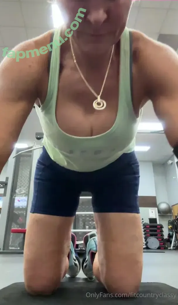fitcountryclassy nude photo #0198 (candyrichards__)
