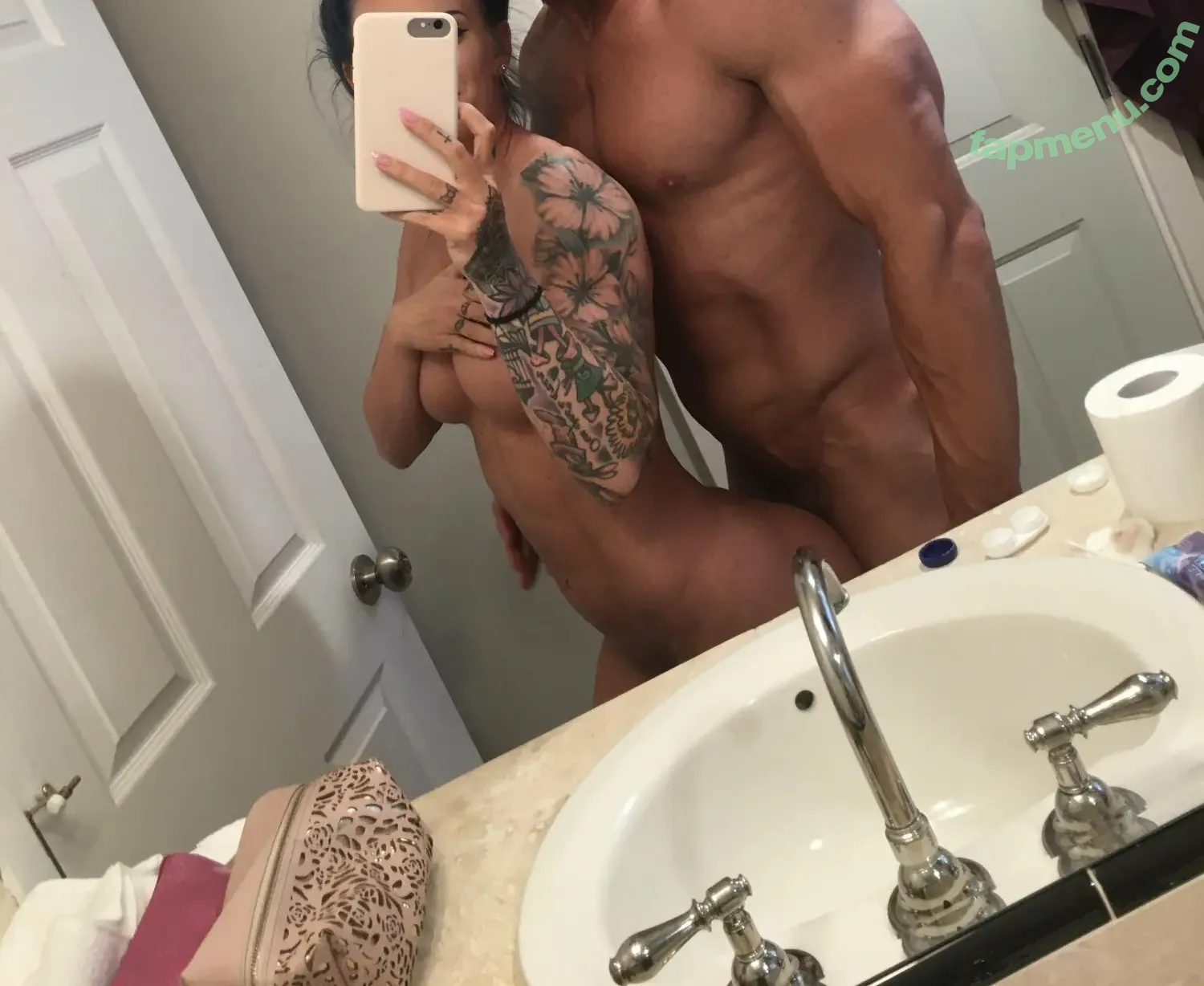 fitfreaks nude photo #0209 (fitcouple1188 / fitfreakstv)