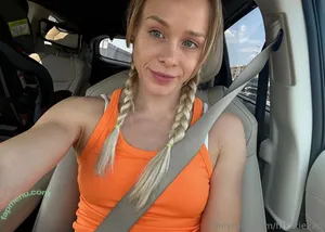 fitkatiekarr / realkatiekarr nude photo #0036