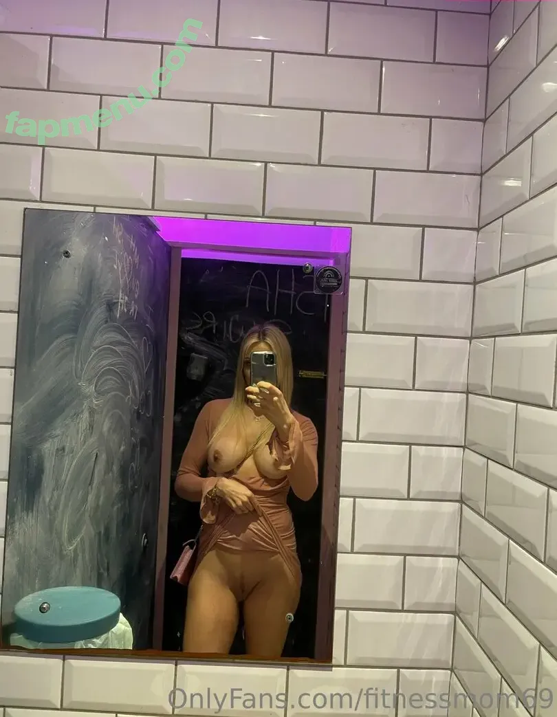 Fitnessmilf nude photo #0119 (Goodvibes21 / fit_moms_of_ig)