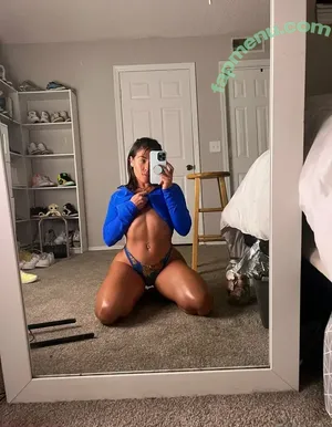  nude photo #0005