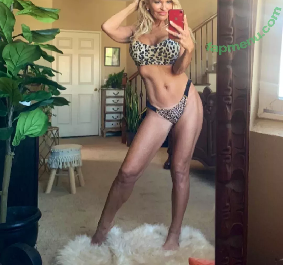 fitwithcolleen nude photo #0006 (colleenfreesefitness / hawtmomma53)