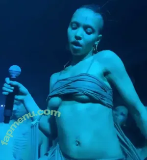 FKA Twigs / FKAtwigs / febbytwigs nude photo #0315