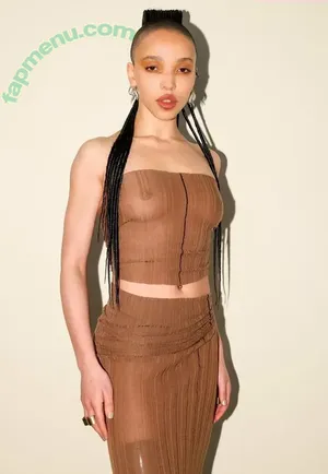 FKA Twigs / FKAtwigs / febbytwigs nude photo #0455