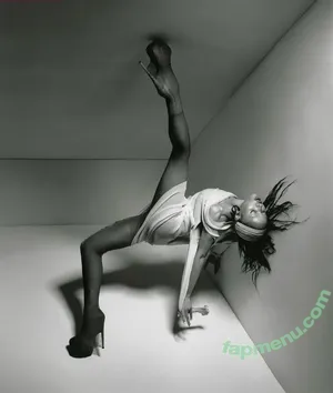 FKA Twigs / FKAtwigs / febbytwigs nude photo #0469