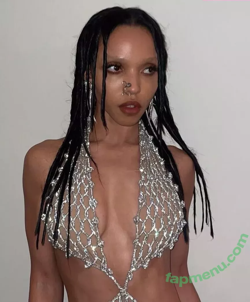 FKA Twigs nude photo #0075 (FKAtwigs)