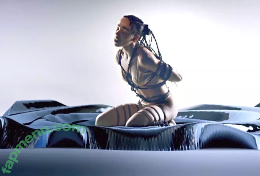 FKA Twigs nude photo #0122 (FKAtwigs)