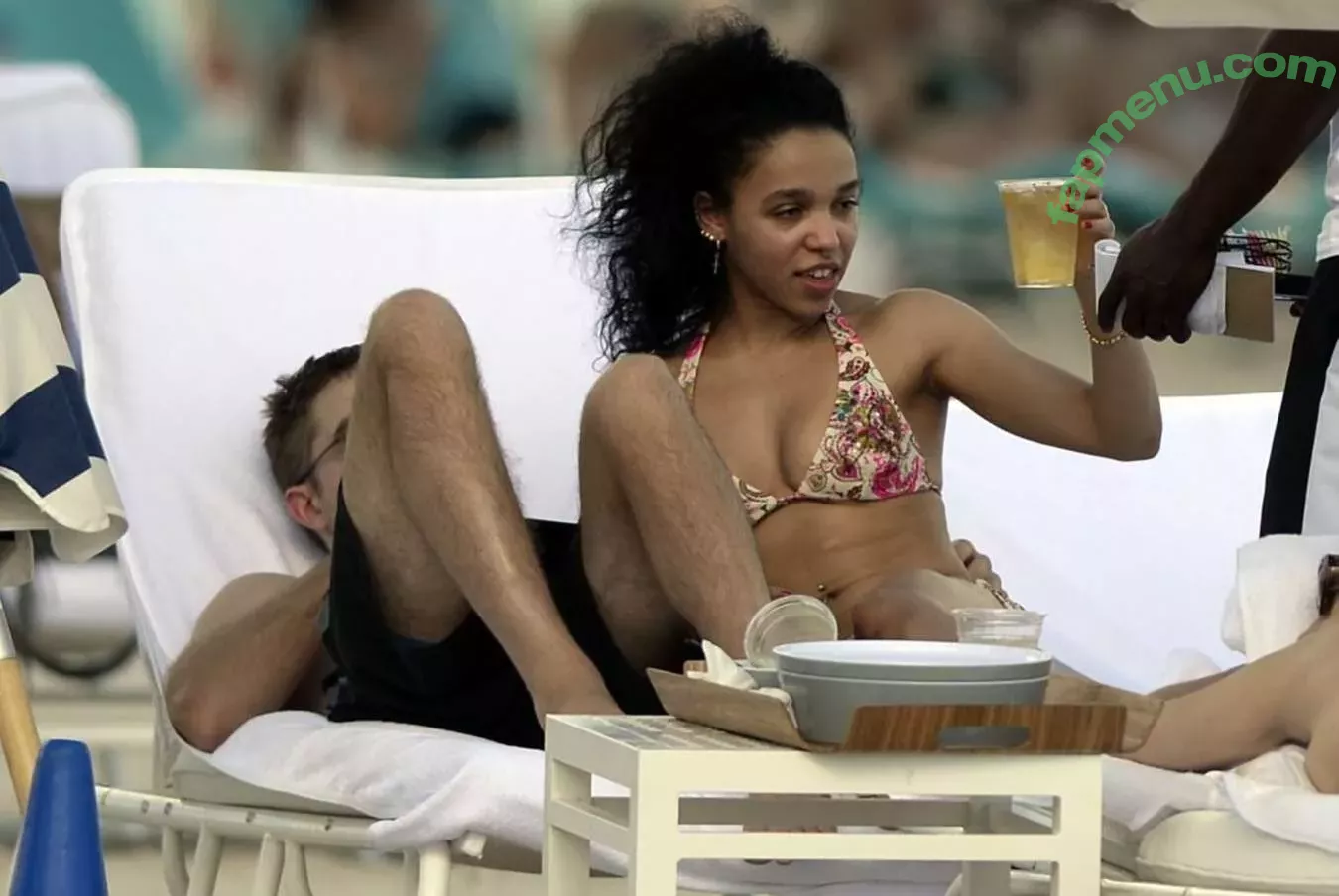 FKA Twigs nude photo #0151 (FKAtwigs)