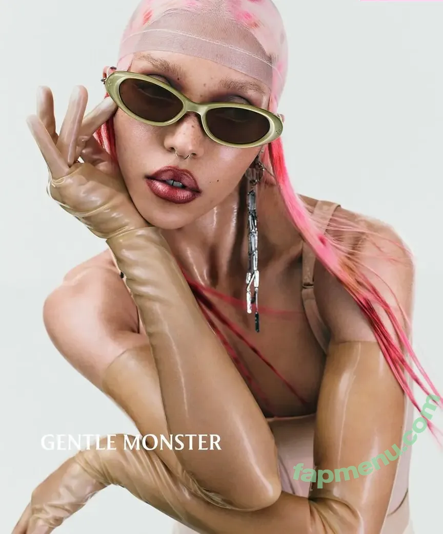 FKA Twigs nude photo #0473 (FKAtwigs / febbytwigs)