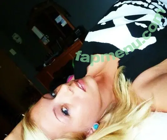 fknneffy nude photo #0001 (fknneffy)