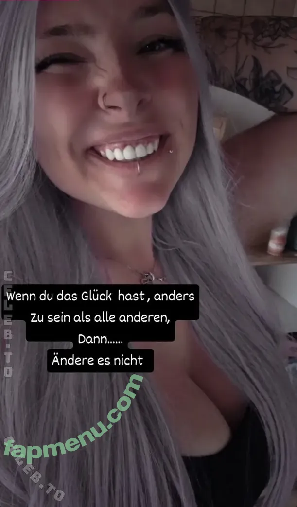 Flashinaa nude photo #0045 (flashinaa2)