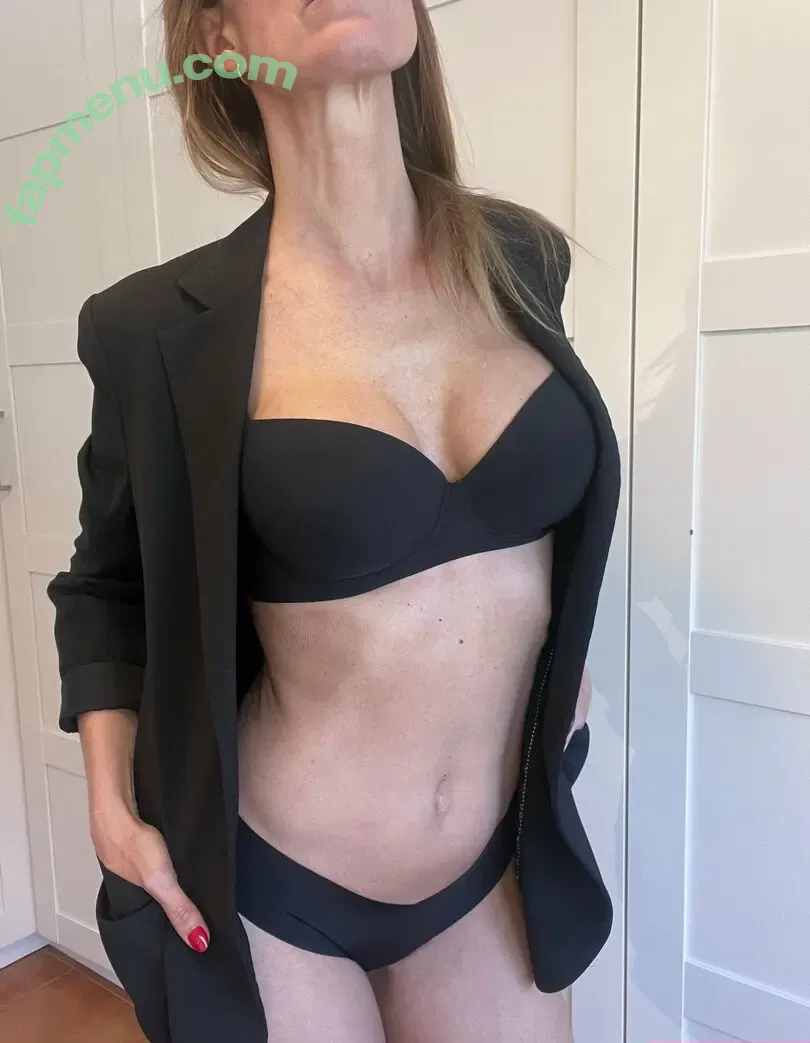 flavia.fetish nude photo #0014 (flaviahgregoraci)