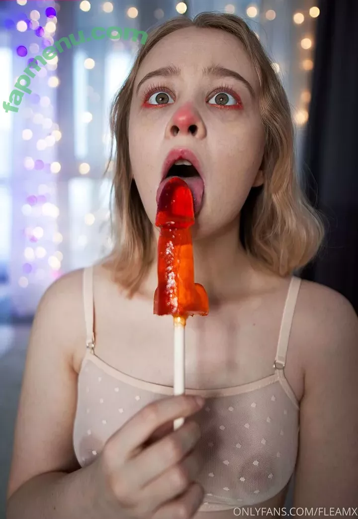 Fleamx nude photo #0264 (fleam.x / vikkiflem)
