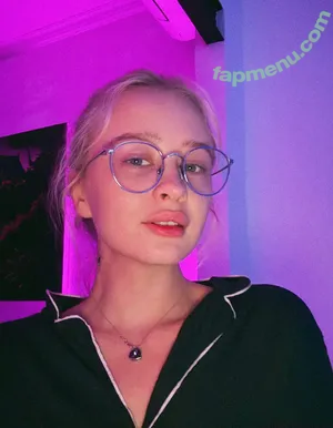  nude photo #0008