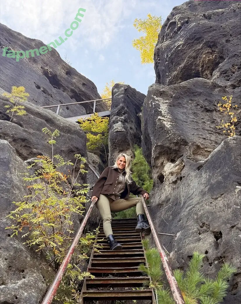 Fleur Conradi nude photo #0382 (fleurconradi)